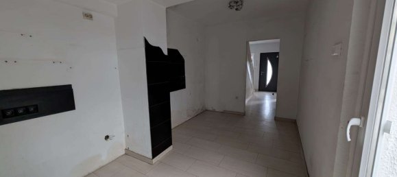 3 bedrooms Townhouse in Essen, Germany No. 354403 10