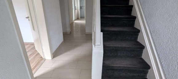 3 bedrooms Townhouse in Essen, Germany No. 354403 3