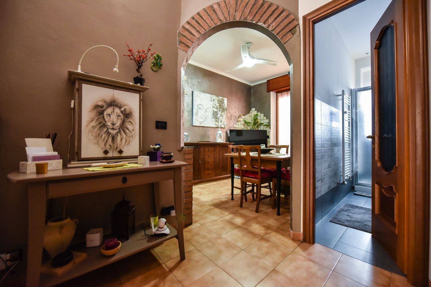 5غرفة شقة في Turin, Italy رقم 82279