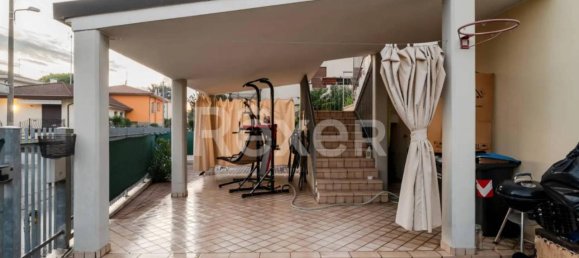 3 rooms Villa in Padua, Italy No. 36044 71