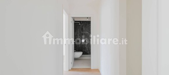2 bedrooms Apartment in Milan, Italy No. 327533 38