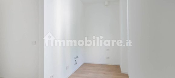 2 bedrooms Apartment in Milan, Italy No. 327533 32