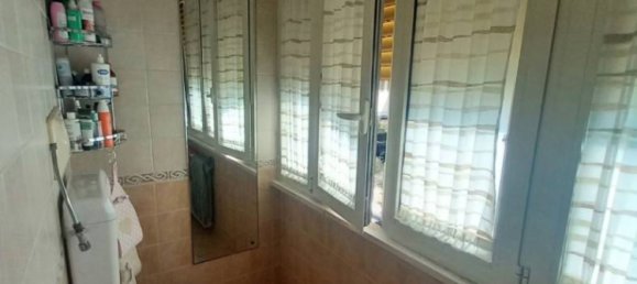 3 Schlafzimmer Wohnung in Naples, Italy, Nr. 319846 27