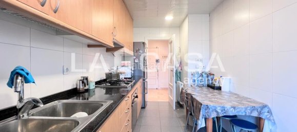 4 bedrooms Apartment in Badalona, Spain No. 145562 7