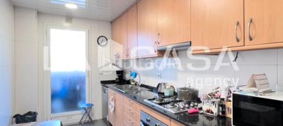 4 bedrooms Apartment in Badalona, Spain No. 145562 8