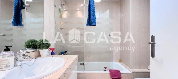 4 bedrooms Apartment in Badalona, Spain No. 145562 14