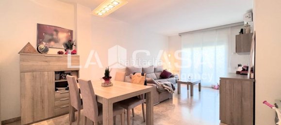 4 bedrooms Apartment in Badalona, Spain No. 145562 3