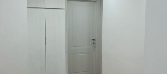 3 bedrooms Apartment in Rome, Italy No. 376099 3