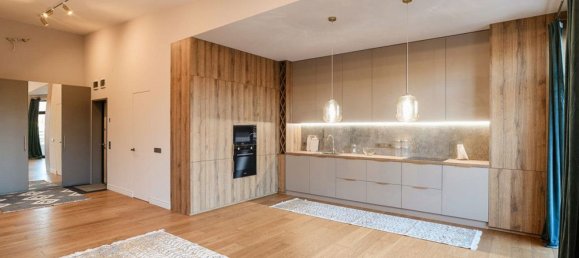 3 rooms Apartment in Florence, Italy No. 261976 6