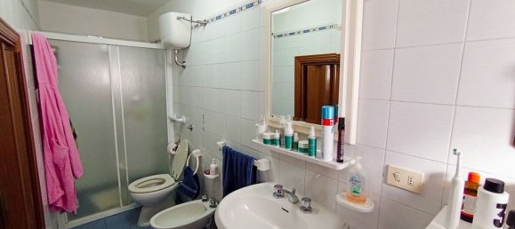 10-salle Maison à Cortona, Italy No. 229557 14