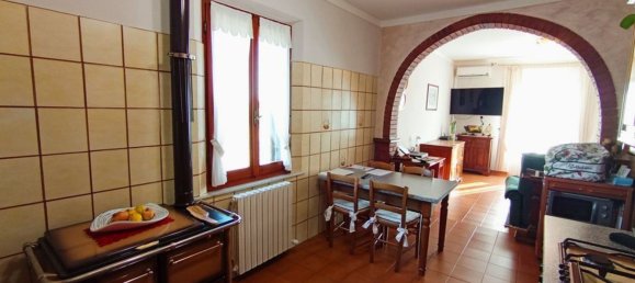 10-salle Maison à Cortona, Italy No. 229557 16