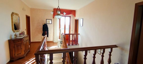 10-salle Maison à Cortona, Italy No. 229557 23