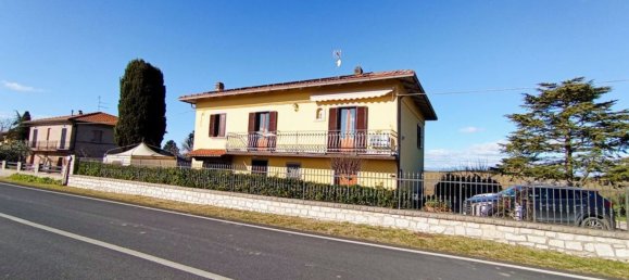 10-salle Maison à Cortona, Italy No. 229557 3