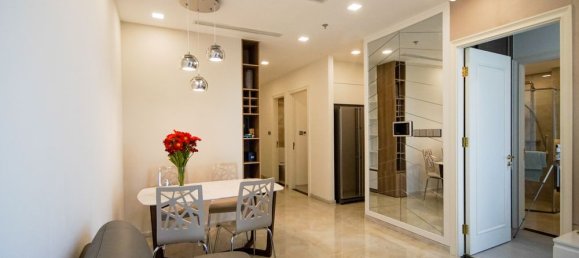 2 rooms Office in District 1, Vietnam No. 17717 18