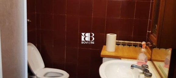  Garage in Rome, Italy No. 144460 2