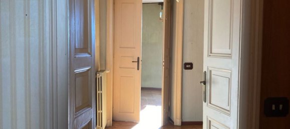 6 rooms House in Pollone, Italy No. 255491 15