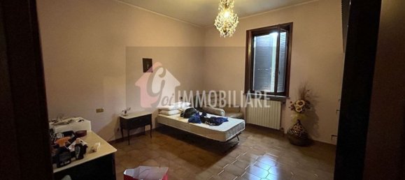 8 rooms House in Martignana di Po, Italy No. 261337 34