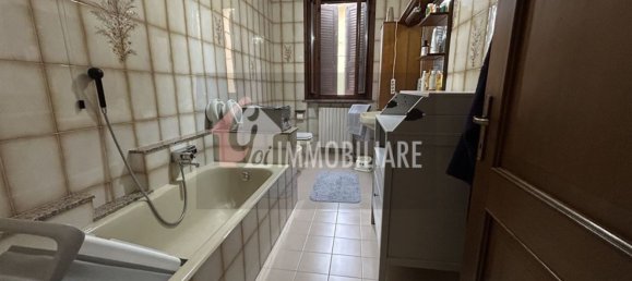 8 rooms House in Martignana di Po, Italy No. 261337 30