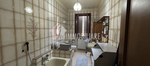 8 rooms House in Martignana di Po, Italy No. 261337 32