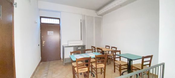 80m² Commercial property in Bergamo, Italy No. 199987 15