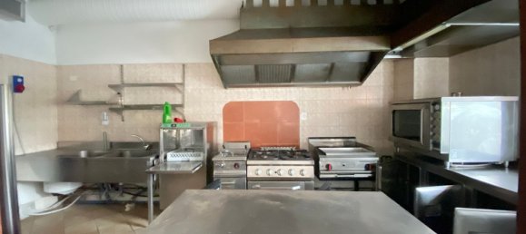 80m² Commercial property in Bergamo, Italy No. 199987 2