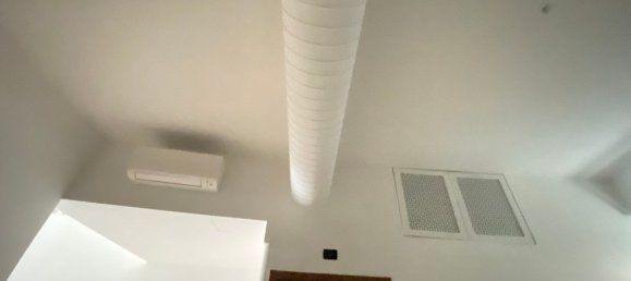 80m² Commercial property in Bergamo, Italy No. 199987 21