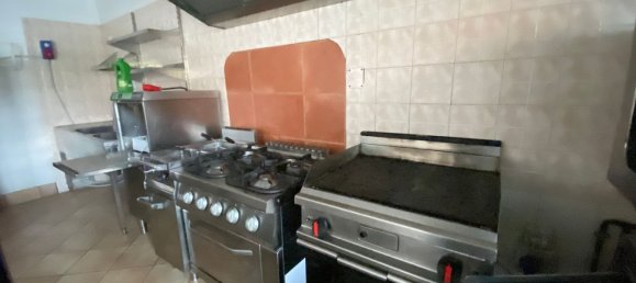 80m² Commercial property in Bergamo, Italy No. 199987 3