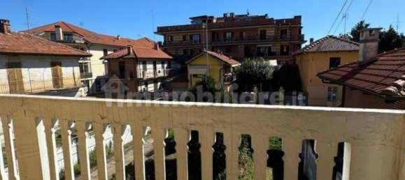 3 bedrooms House in Rivoli, Italy No. 102410 6