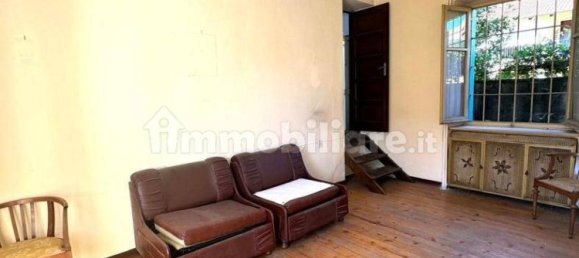 3 bedrooms House in Rivoli, Italy No. 102410 5