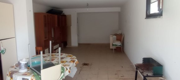 Квартира с 4 комнатами в Монтекальво ин Фоля, Италия № 284715 13