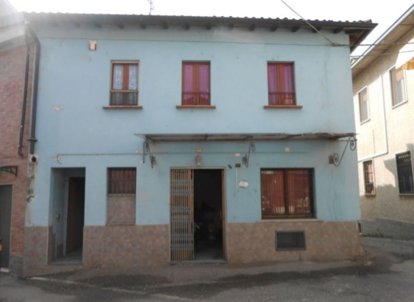 Propiedad comercial en Miradolo Terme, Italy 29 m² No. 109240