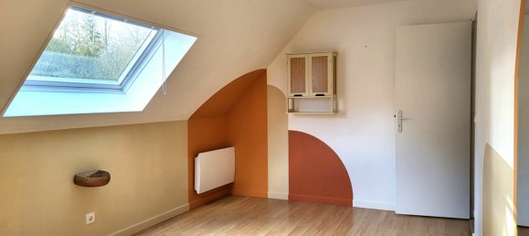 5 bedrooms House in Saint-Lucien, France No. 39157 8