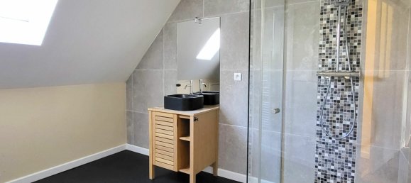 5 bedrooms House in Saint-Lucien, France No. 39157 10