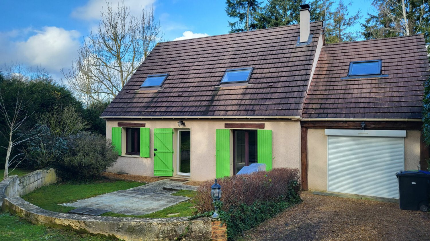 5 bedrooms House in Saint-Lucien, France No. 39157