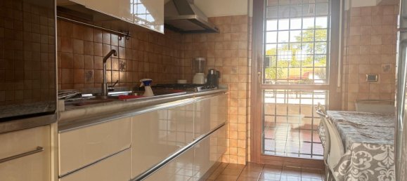 4 rooms Duplex in Rome, Italy No. 78466 6