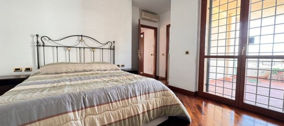 4 rooms Duplex in Rome, Italy No. 78466 14