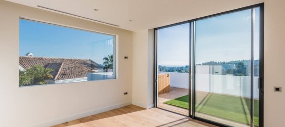 5 chambres Villa à Malaga, Spain No. 119447 8