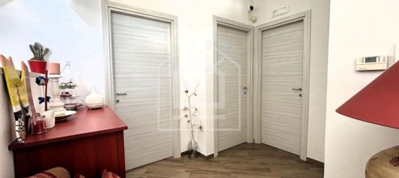 Casa de 6 divisões em Bari, Italy N.º 309158 9