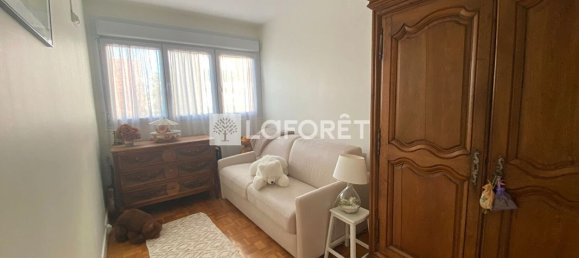 2 bedrooms Apartment in Aubergenville, France No. 328768 12