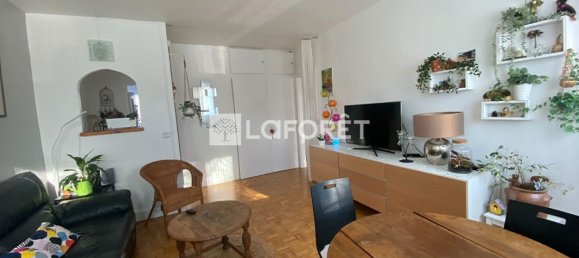 2 bedrooms Apartment in Aubergenville, France No. 328768 5