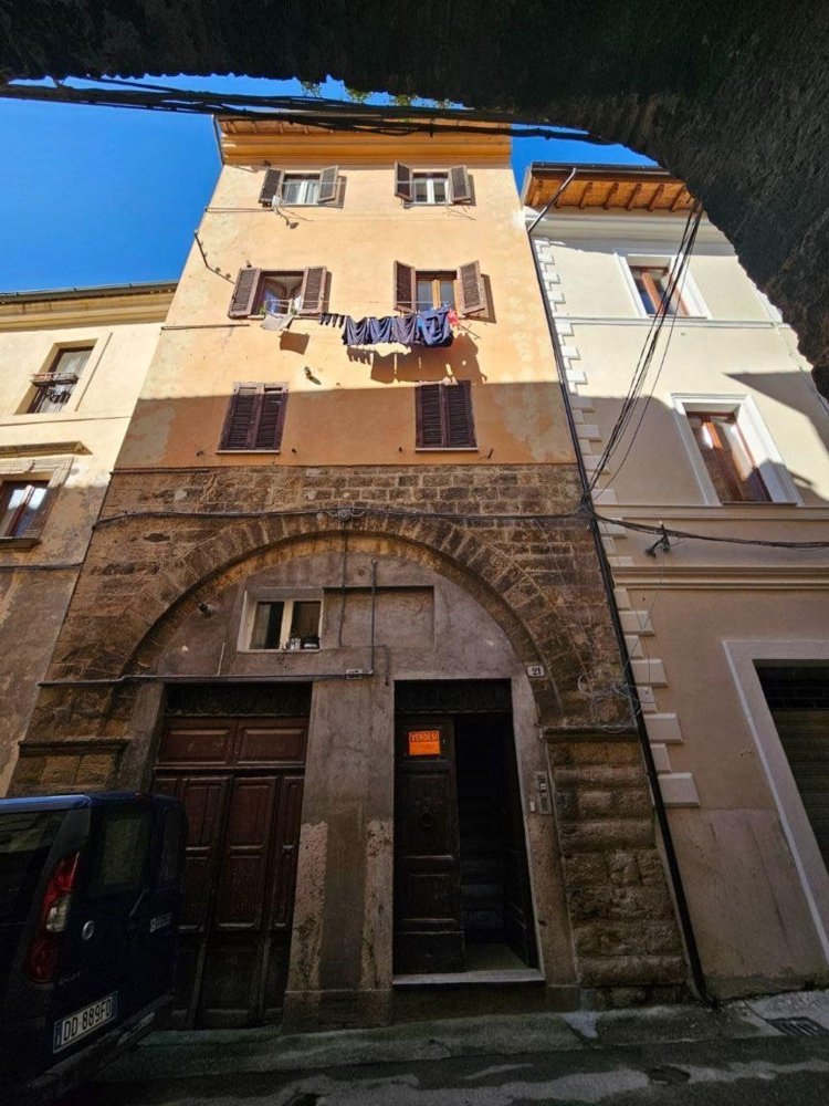 3 bedrooms Apartment in Rieti, Italy No. 357323