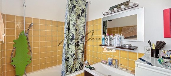 3 Schlafzimmer Haus in Finistere, France, Nr. 325156 8