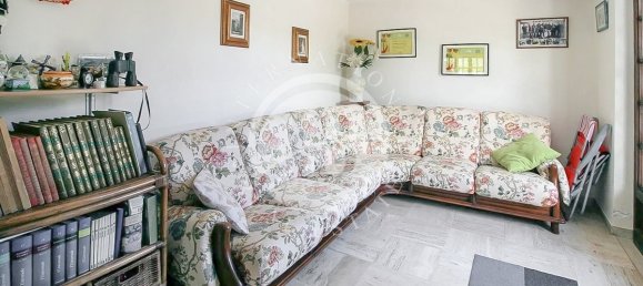 5 bedrooms Villa in Pietrasanta, Italy No. 105971 22