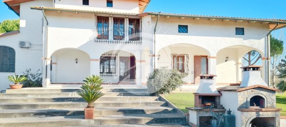 5 bedrooms Villa in Pietrasanta, Italy No. 105971 25