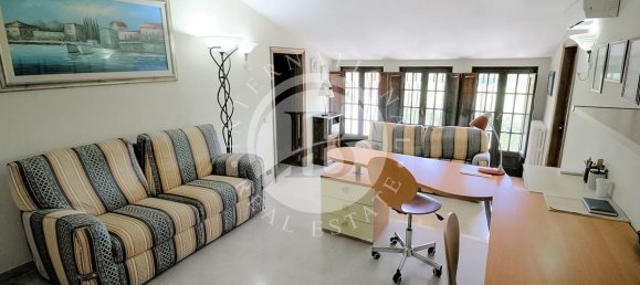 5 bedrooms Villa in Pietrasanta, Italy No. 105971 16