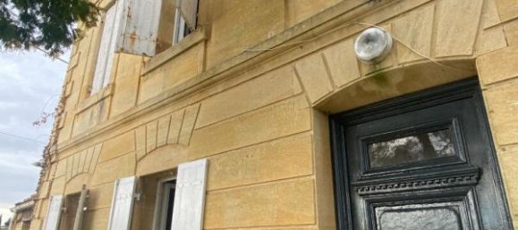 2 bedrooms House in Saint-Laurent-des-Combes, France No. 102101 3