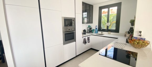 5 bedrooms Villa in Polop, Spain No. 11207 7