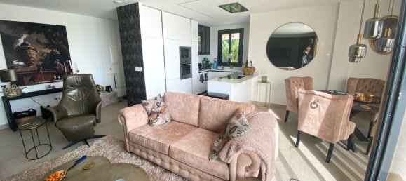 5 bedrooms Villa in Polop, Spain No. 11207 4