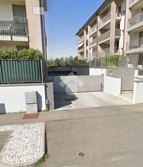 25m² Garage in Romano di Lombardia, Italy No. 75863