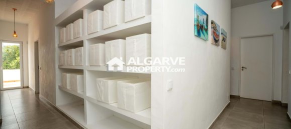 4 bedrooms Villa in Loule, Portugal No. 98464 19